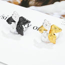 Bague fleur noire & blanche