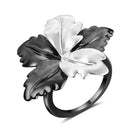 Bague fleur noire & blanche