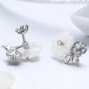 Boucle d'oreille fleur nacre