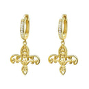 Boucles d'oreilles fleurs de lys en or