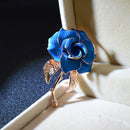 Broche fleur bleue