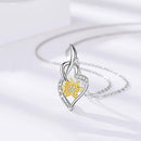 Collier fleur jaune