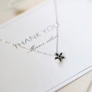Collier fleur noire