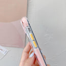 Coque iPhone fleurie de pivoines