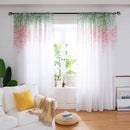 Rideaux blancs avec fleurs rouges