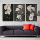 Tableau fleurs blanches sur fond noir